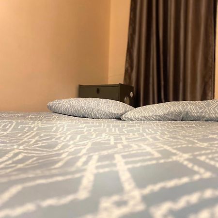 Rhythm Of Life Guesthouse 56 Бангкок Экстерьер фото