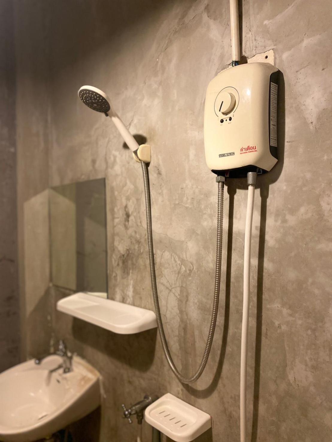Rhythm Of Life Guesthouse 56 Бангкок Экстерьер фото